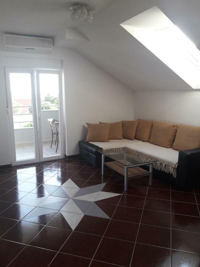 Apartmani Kuzmic Vrsi Kültér fotó